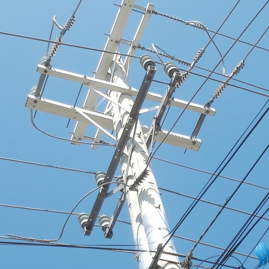 ĐÀ COMPOSITE GẮN THIẾT BỊ
